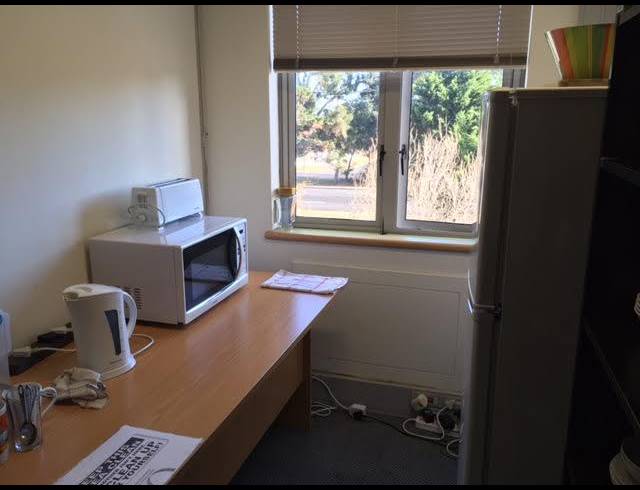 120M² OFFICE RENTED IN PINELANDS